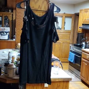 Black sequin cold shoulder short sleeve